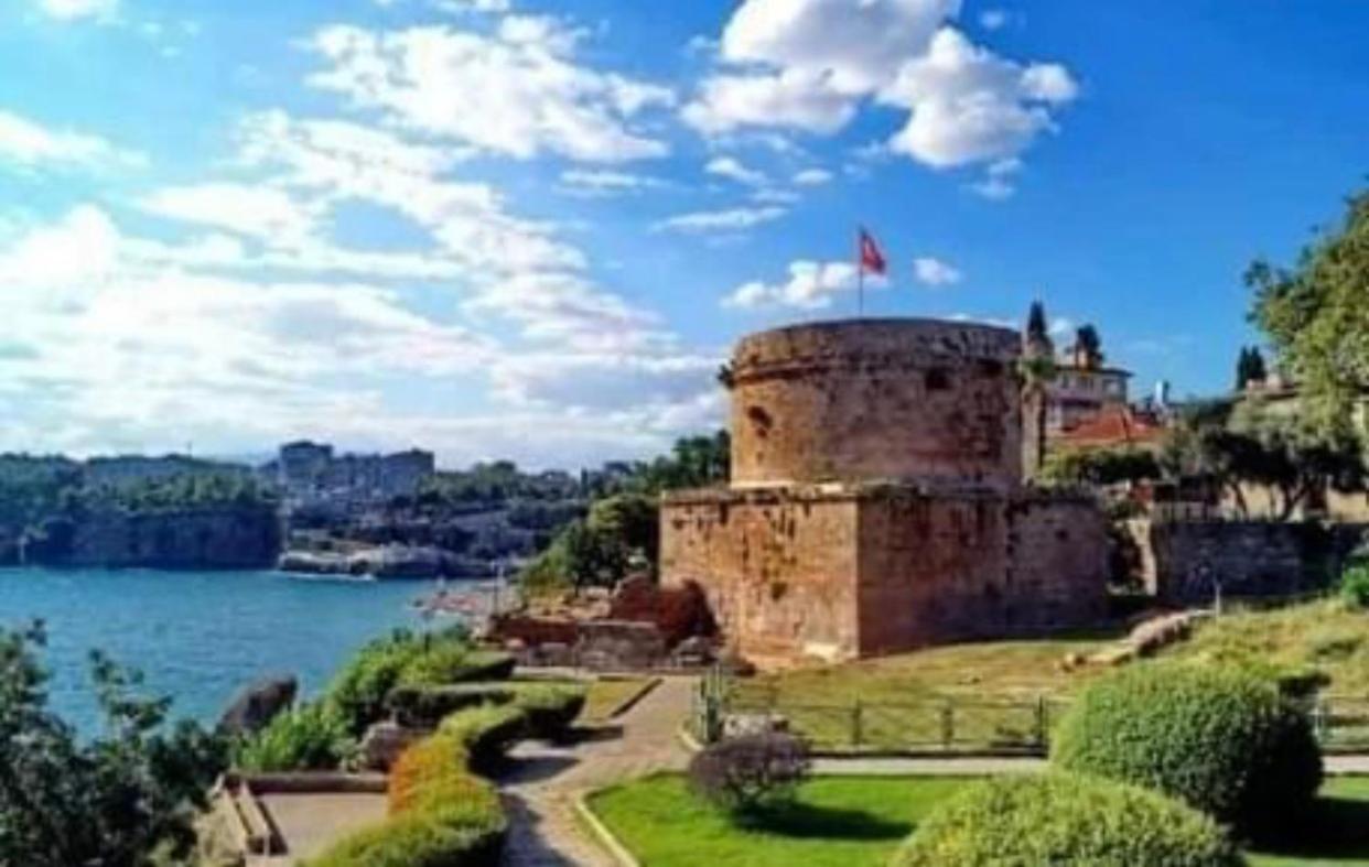 Ozzy Homes 1+0 Muhtesem Harika Konum Daire Aparthotel Antalya